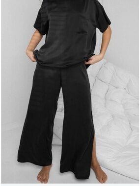 LUNYA Black 100% Silk Pajama Pants With Legs Long Side Slits Size 1X XL
